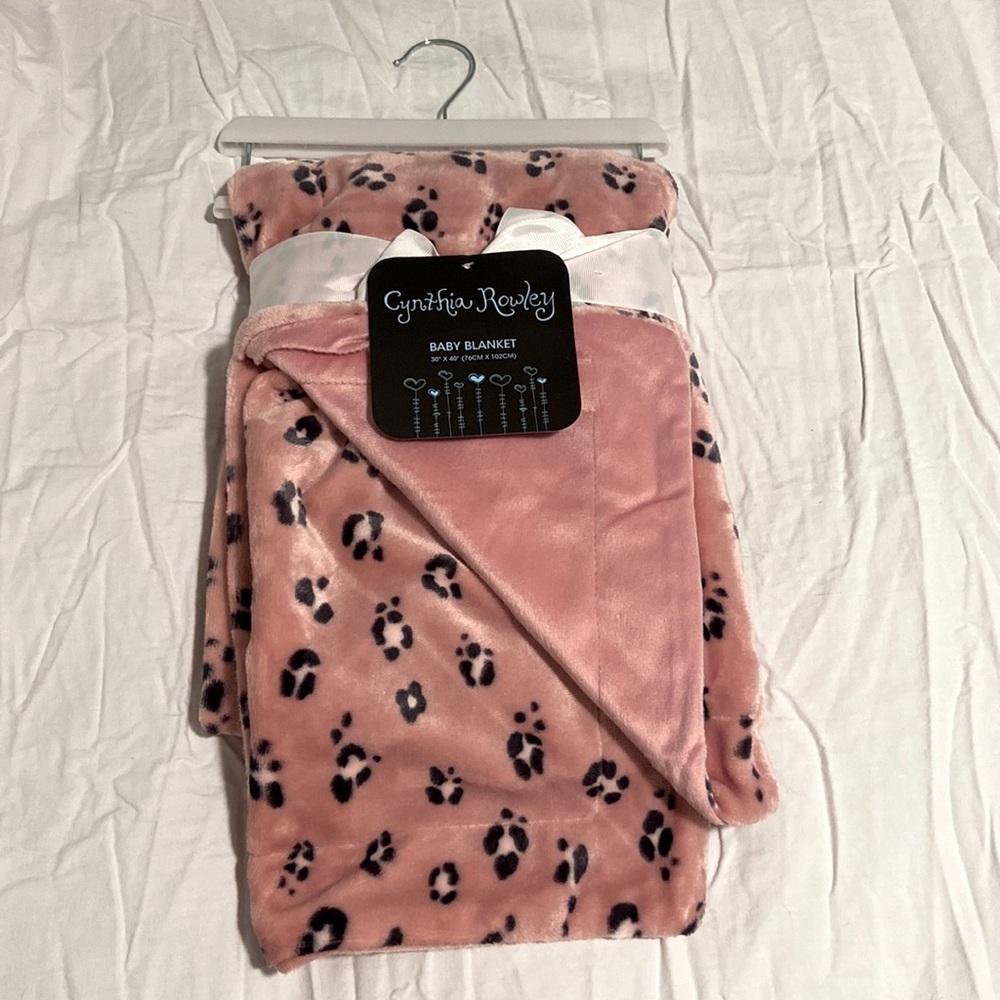 Pink baby blanket